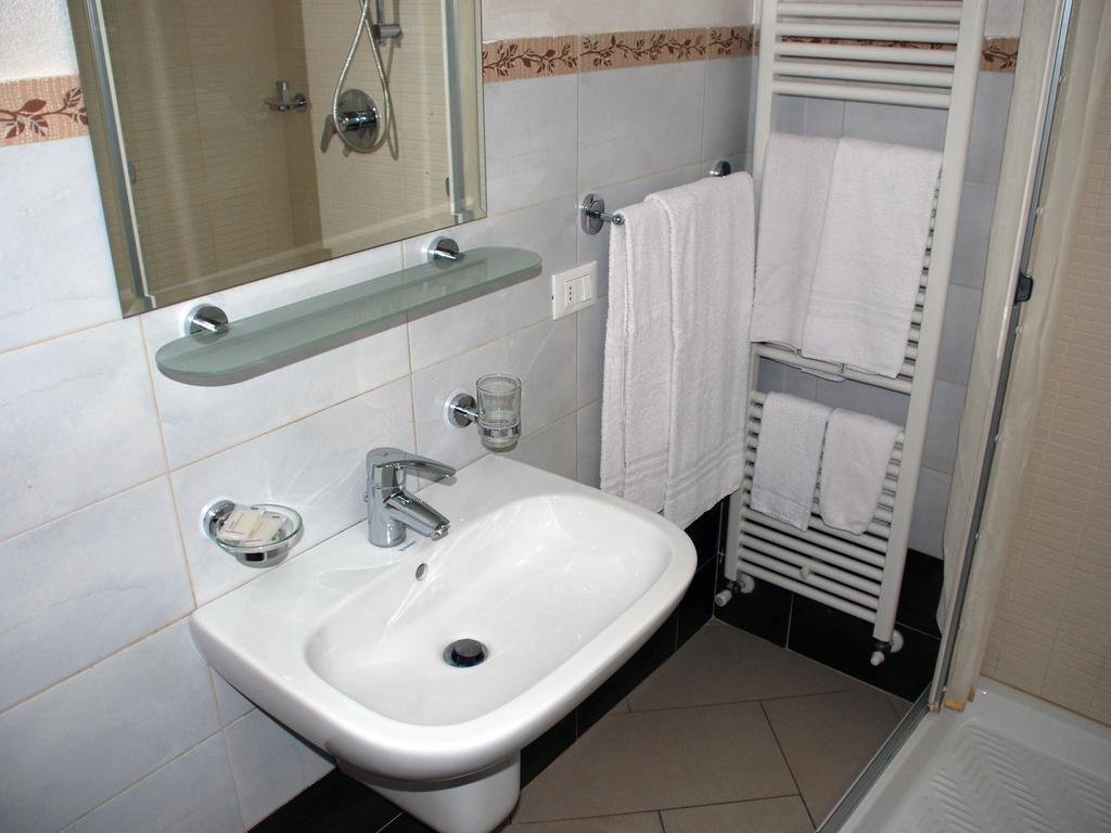 Affittacamere Matteo Verona Phòng bức ảnh